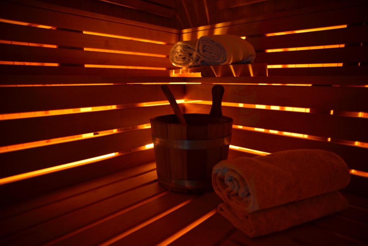 Relais Bella Rosina Pool & Spa La Cassa المظهر الخارجي الصورة