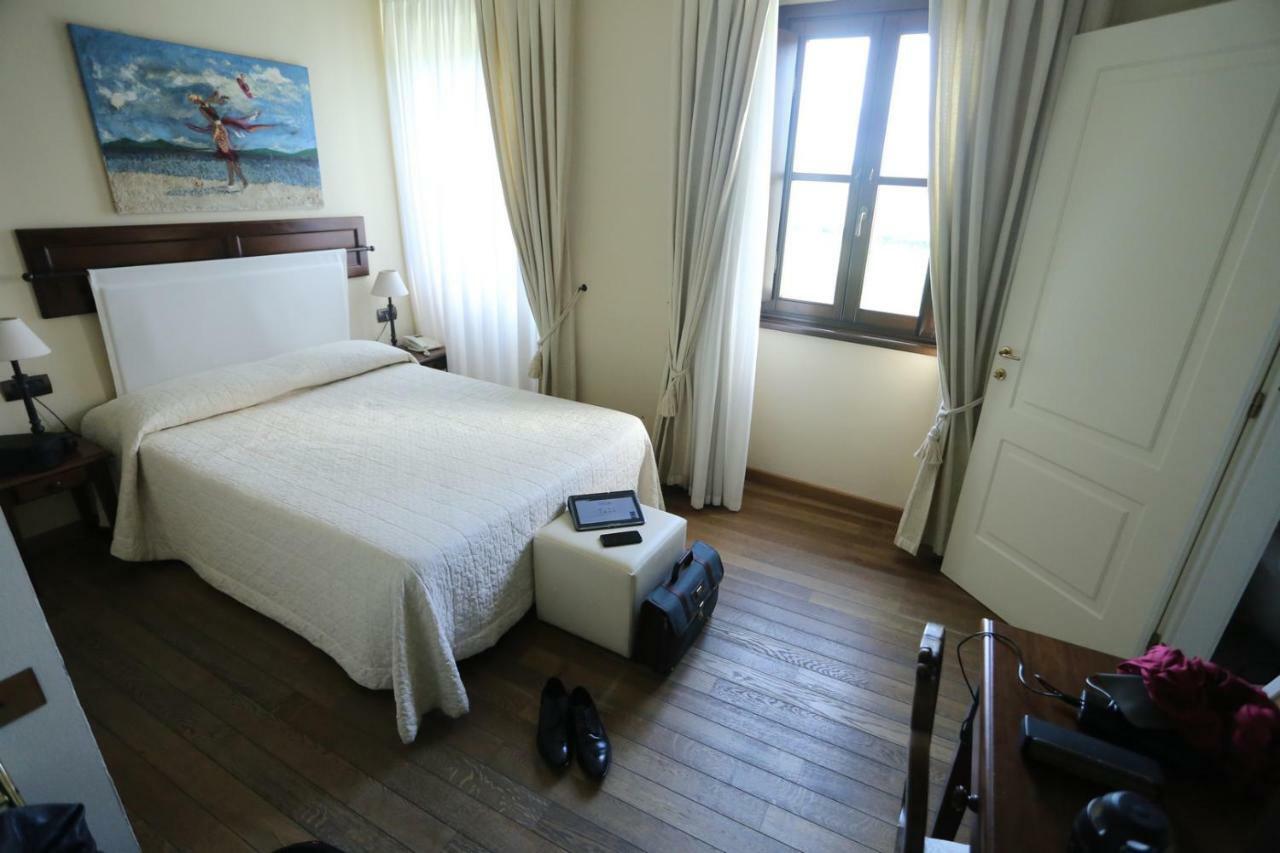 Relais Bella Rosina Pool & Spa La Cassa المظهر الخارجي الصورة