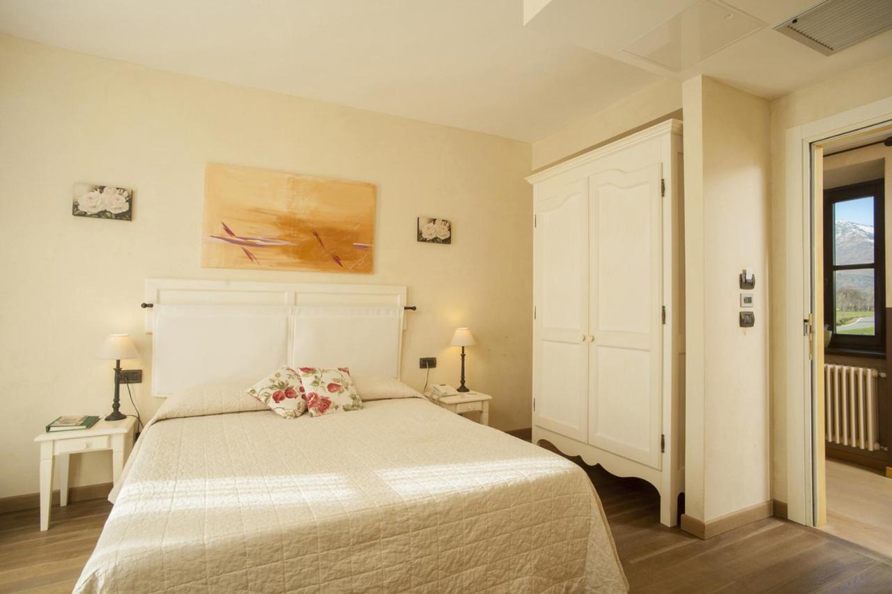Relais Bella Rosina Pool & Spa La Cassa الغرفة الصورة